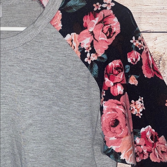 LuLaRoe Randy - Small - Picture 2 of 3